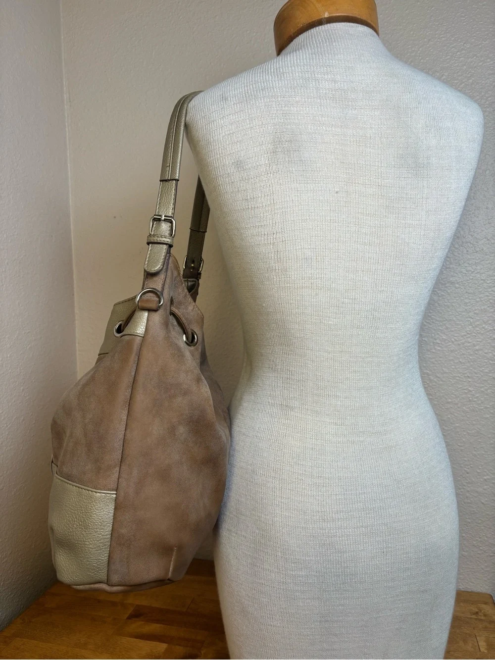 N/A taupe suede